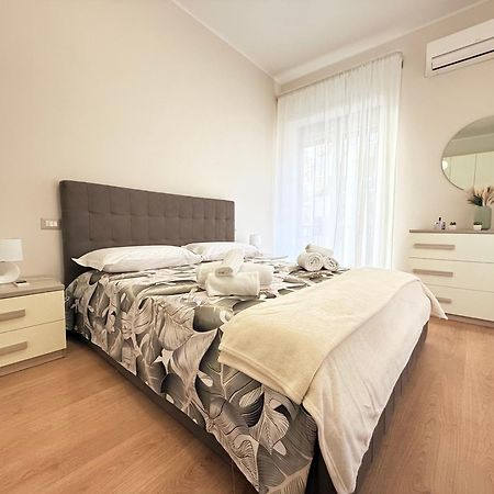 Dimora Del Corso Apartment Salerno Exterior foto